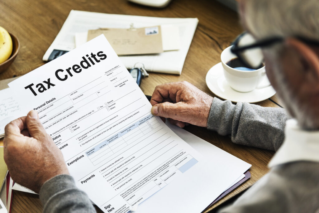 How to Calculate Federal Tax Credits